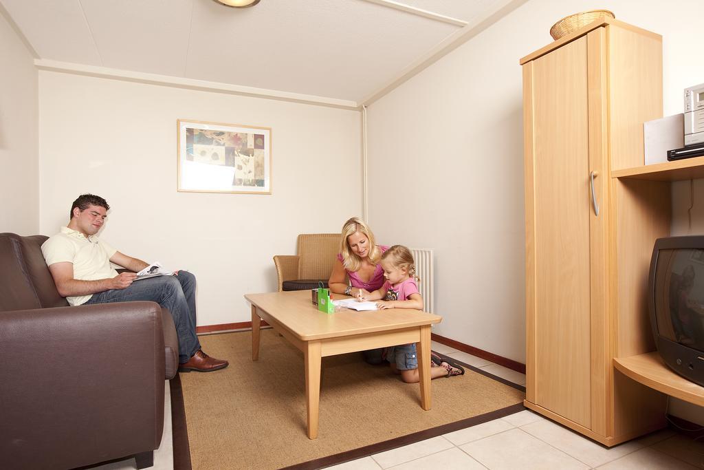 Vakantiepark De Berkenhorst Kootwijk ภายนอก รูปภาพ