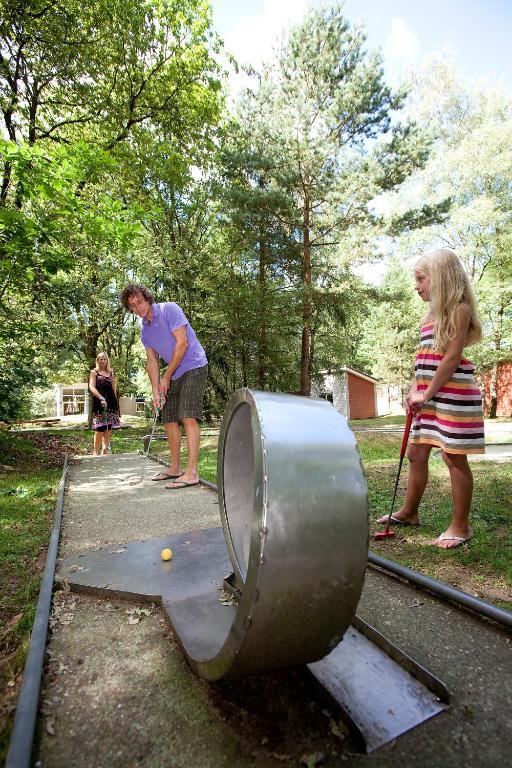 Vakantiepark De Berkenhorst Kootwijk ภายนอก รูปภาพ